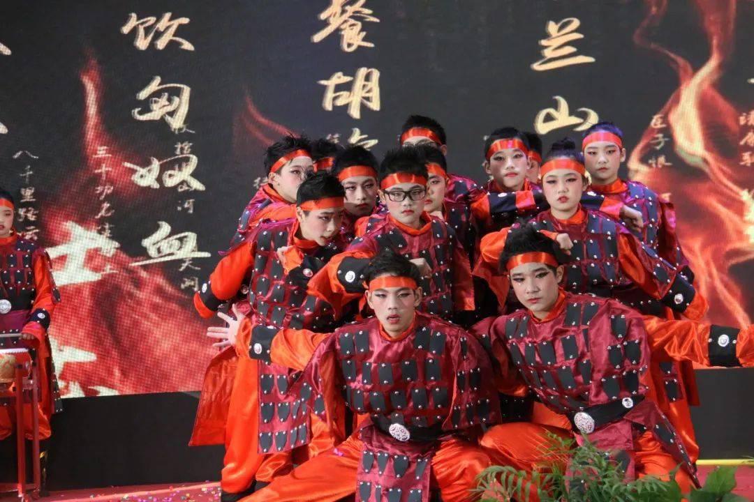 这种女人被形容扬州瘦马,明明泯灭人性,为何明清成为暴利行业?